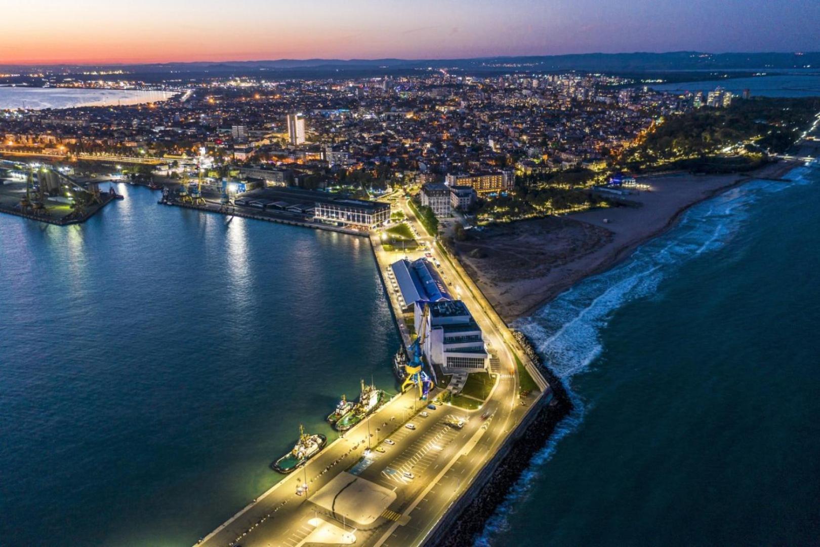 Avenue Hotel Burgas Exterior photo