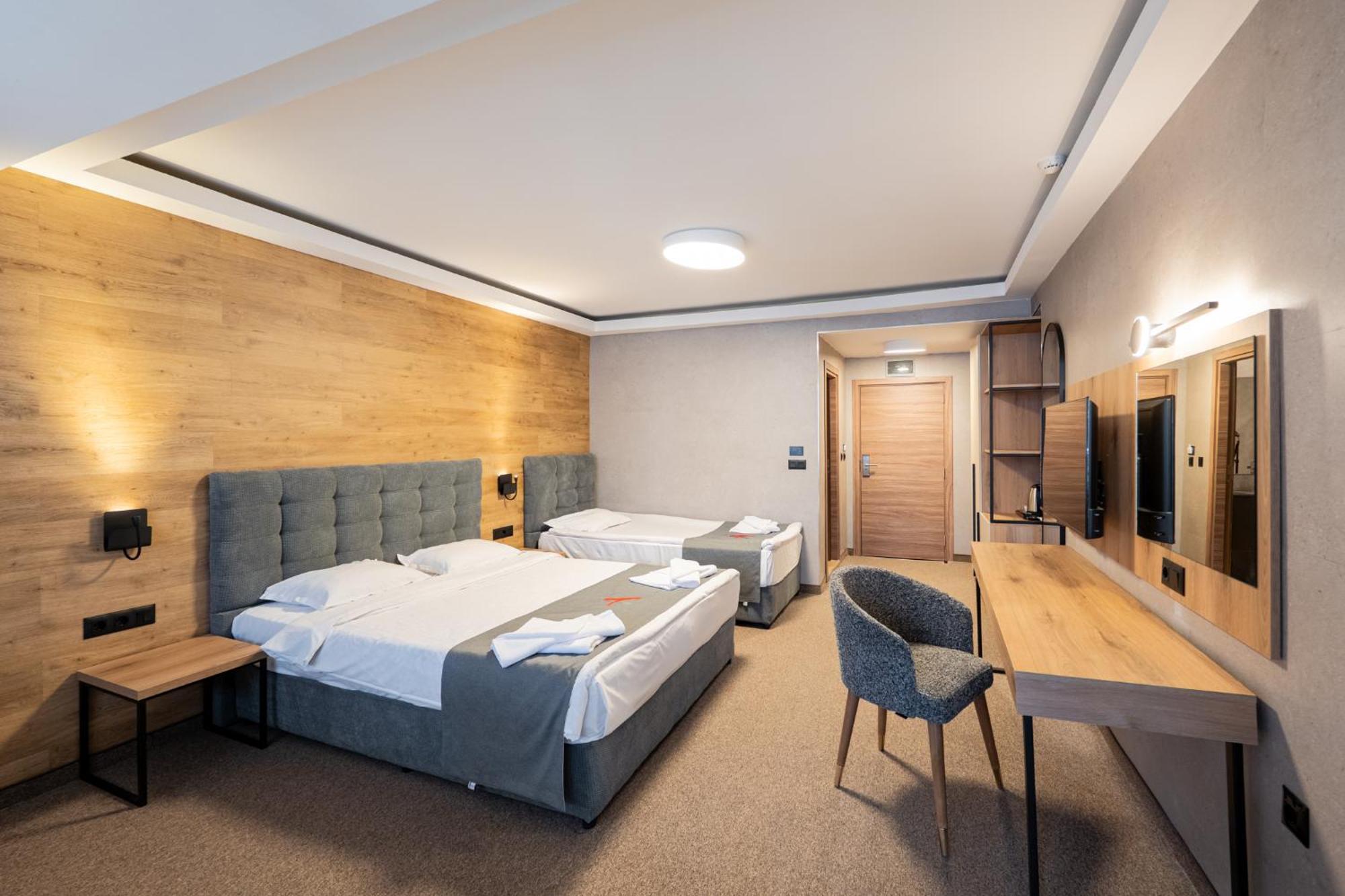 Avenue Hotel Burgas Exterior photo