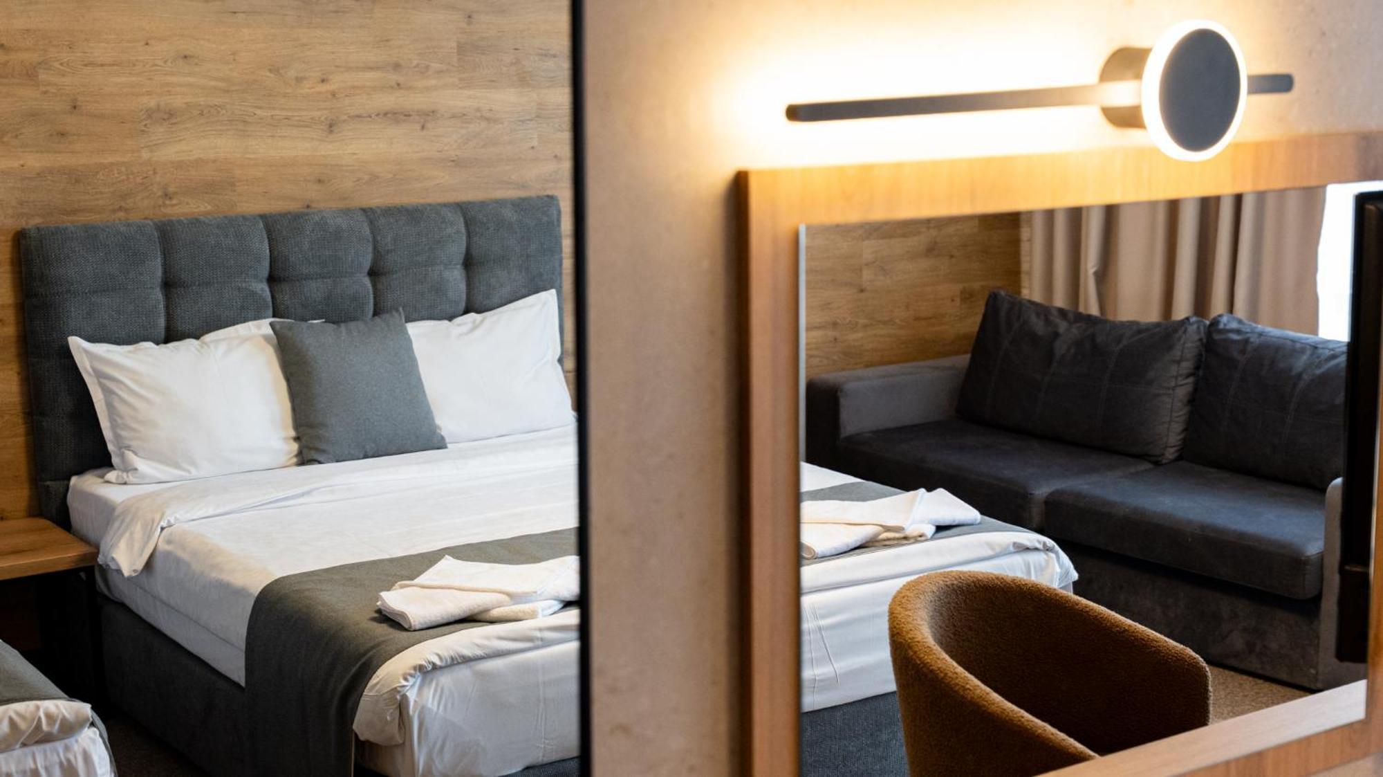 Avenue Hotel Burgas Exterior photo