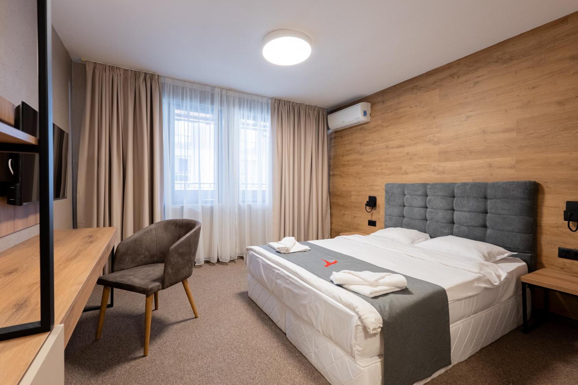 Avenue Hotel Burgas Exterior photo