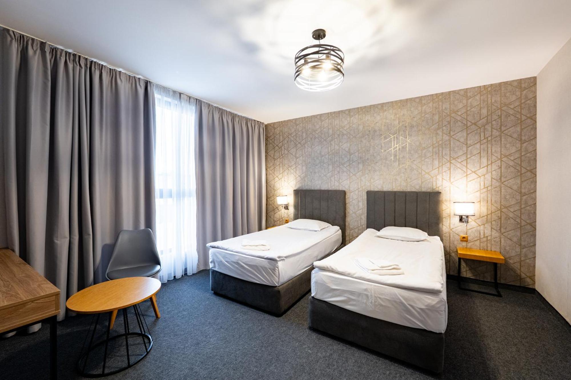 Avenue Hotel Burgas Exterior photo